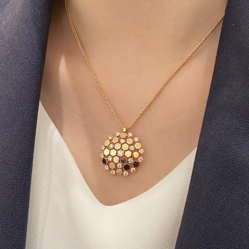 CHAUMET